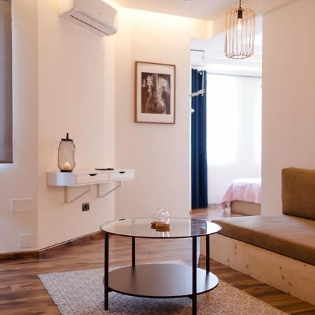 7Seven Hotel Korce Ngoại thất bức ảnh