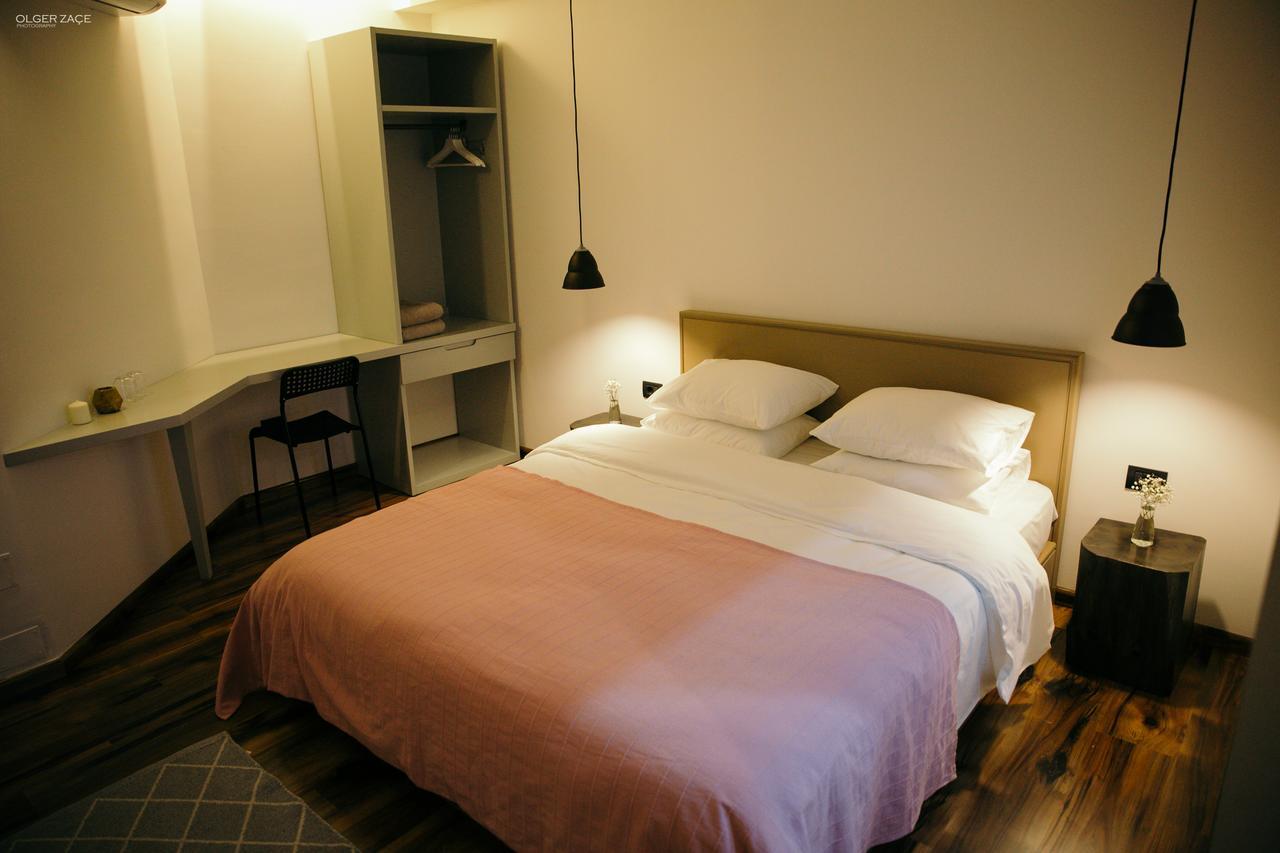 7Seven Hotel Korce Ngoại thất bức ảnh