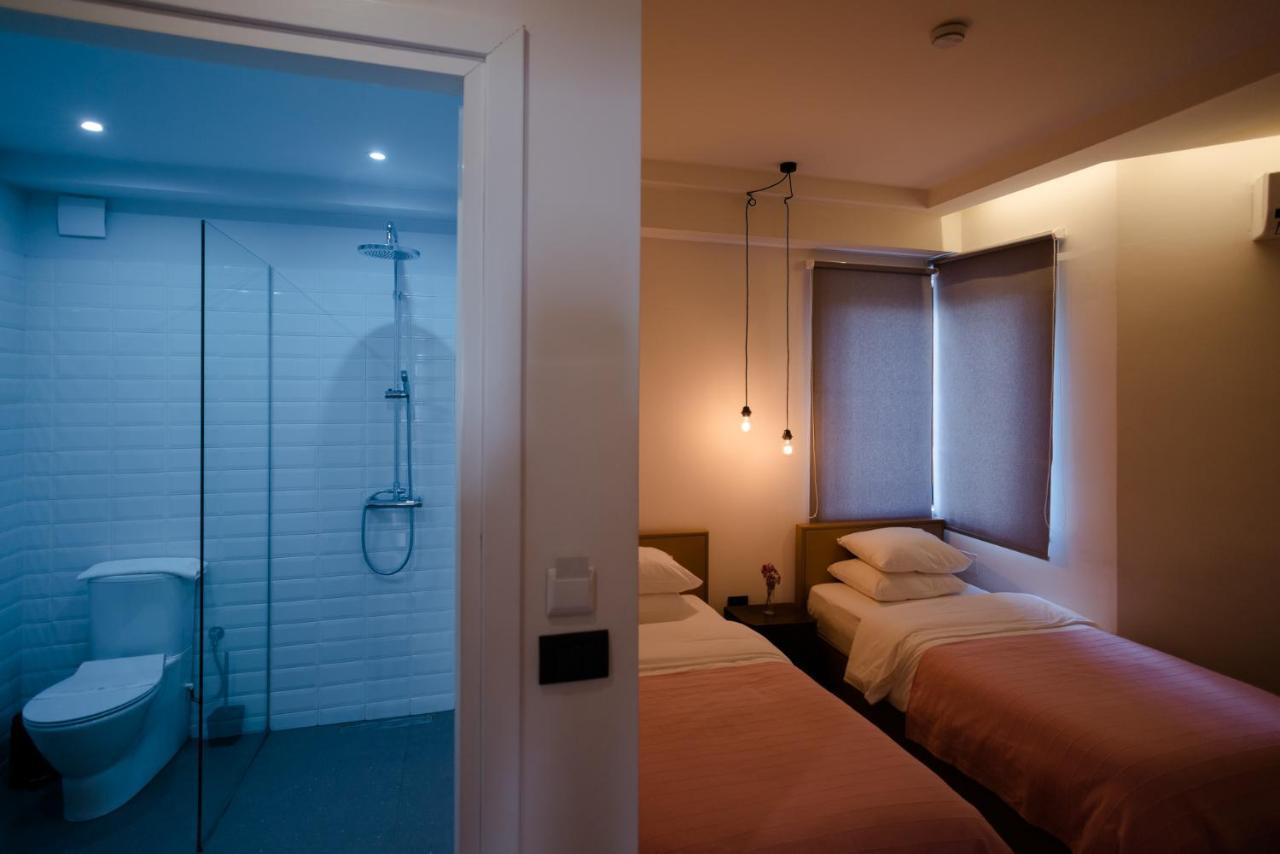 7Seven Hotel Korce Ngoại thất bức ảnh